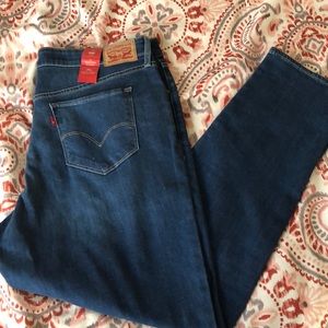 Levi’s 311 skinny jeans